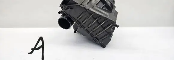 Renault Scenic III - Grand scenic III Air filter box 8200947663 8200820922 1032331S03