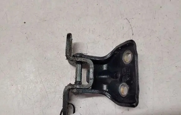 Hyundai Tucson JM Rear door upper hinge
