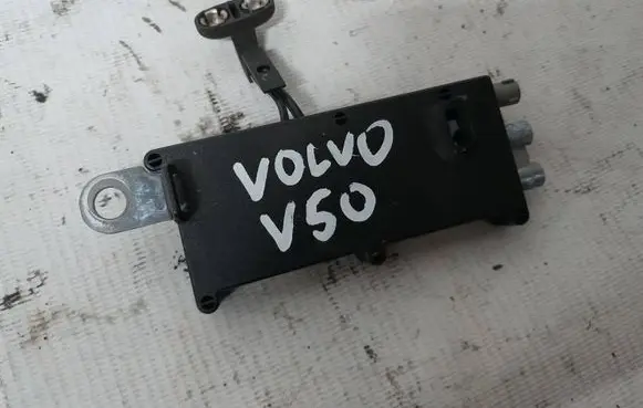 Volvo V50 Antenna control unit 8673493