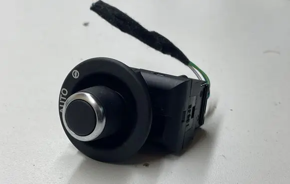 Land Rover Range Rover L405 Steering wheel adjustment switch FW936465AB 90978RDK0000Z 10126497
