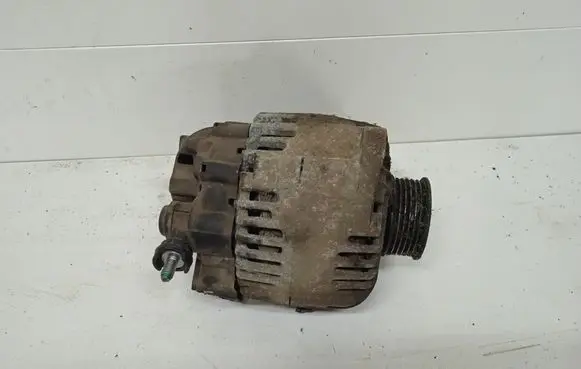 KIA Sportage Generator/alternator 3730037800 2655524