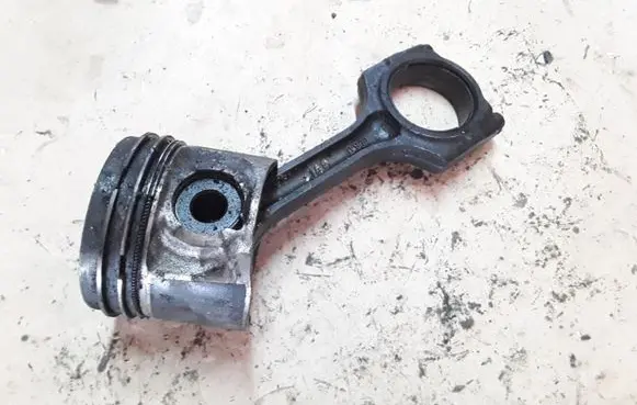 Honda Accord Piston with connecting rod NOCODE