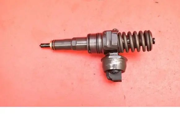 Fuel injector