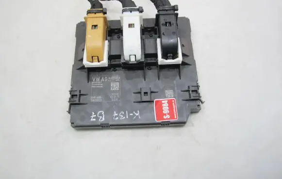 Volkswagen PASSAT B7 Comfort/convenience module 3AA937087A S0452 CMP04