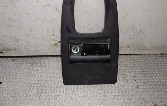 Ashtray (front)