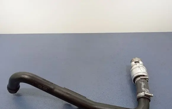 Air intake hose/pipe