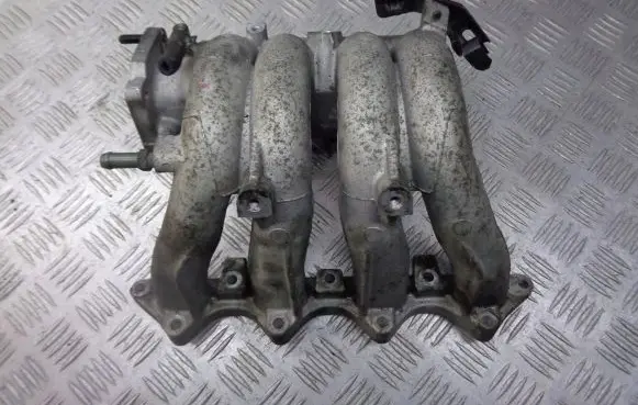 Hyundai Getz Intake manifold