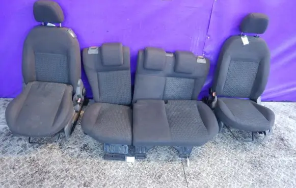 Seat set