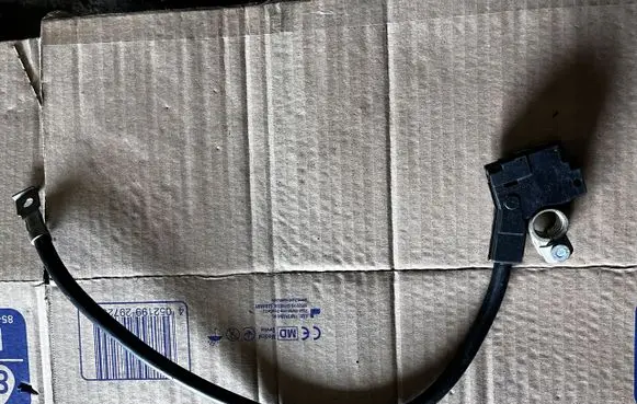 Mini One - Cooper Coupe R56 Negative earth cable (battery) braknumeruczci