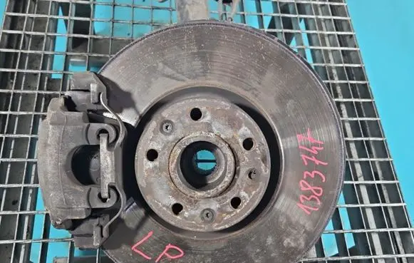 Peugeot 308 Front wheel hub spindle knuckle IMPRK1383747