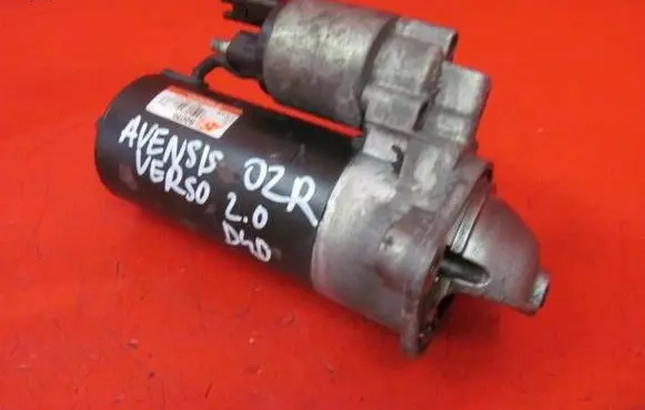 Toyota Avensis Verso Starter motor S0020