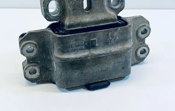 Volkswagen Golf Plus Gearbox mount 1K0199555M