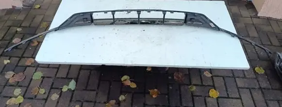 Volvo V60 Front bumper lower grill 31455656