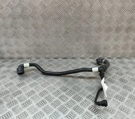 BMW iX Engine coolant pipe/hose 8475132
