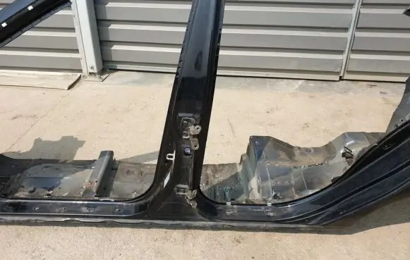 KIA Magentis Side car body part 