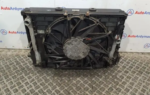 BMW 7 F01 F02 F03 F04 Radiator set 17117570094 17117576827 17117577117
