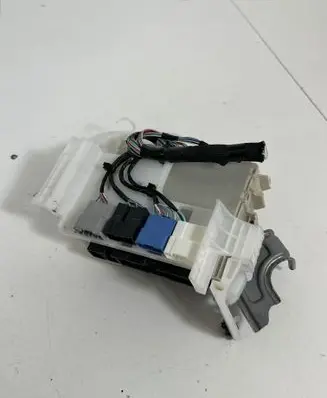 Toyota Camry VIII XV70 Other control units/modules 8922133E21
