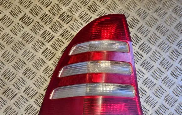 Mercedes-Benz C W203 Rear/tail lights UL03313 AK2R2RST