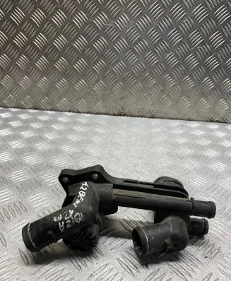 Thermostat/thermostat housing