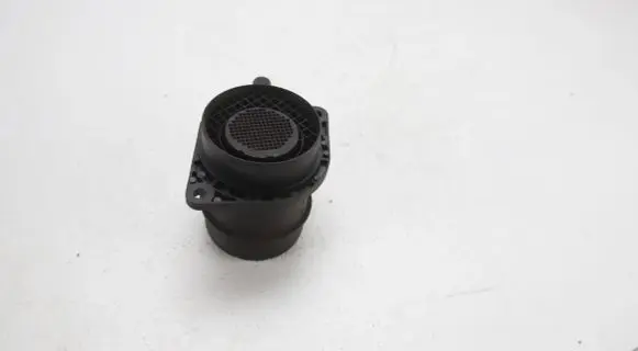 Volkswagen Golf V Mass air flow meter 038906461B 0281002531