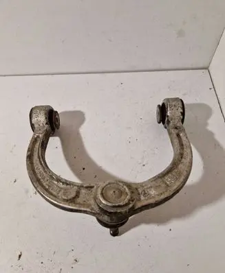 Mercedes-Benz ML W164 Front upper control arm/wishbone 