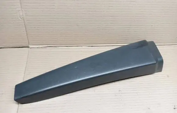 (B) pillar trim (top)