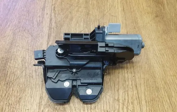 Porsche Macan (95B) Tailgate/trunk/boot lock/catch/latch 95B827505B