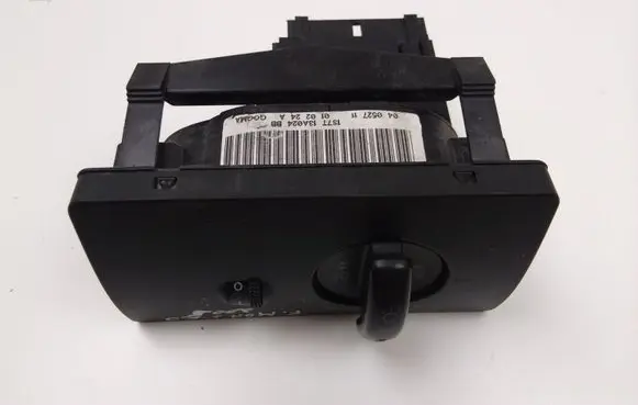 Ford Mondeo Mk III Light switch 1S7T13A024BB