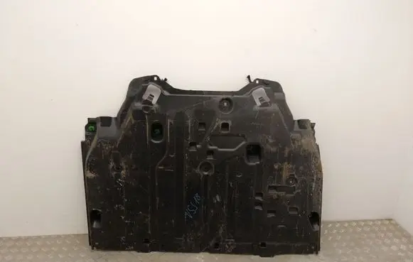 Peugeot 2008 II Engine splash shield/under tray 9847060580