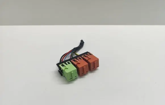 BMW 5 E60 E61 Other relay 8373700 61368373700
