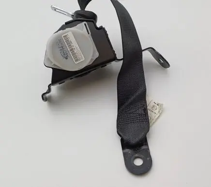Rear seatbelt
