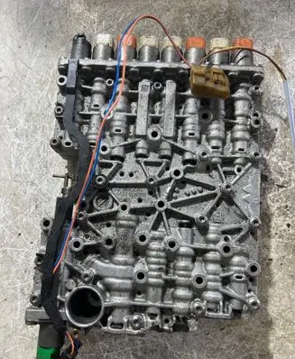 BMW 5 F10 F11 Transmission gearbox valve body 1087427173