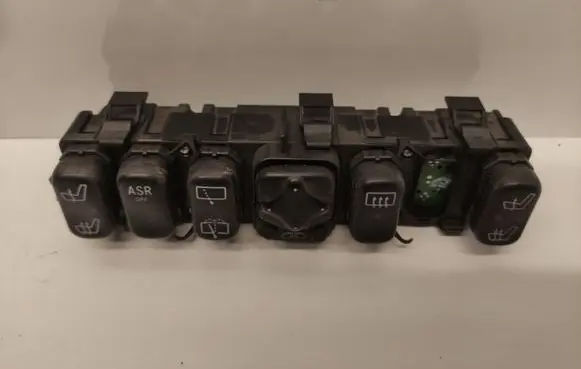 Mercedes-Benz Vaneo W414 A set of switches 1688203810 A1688203810