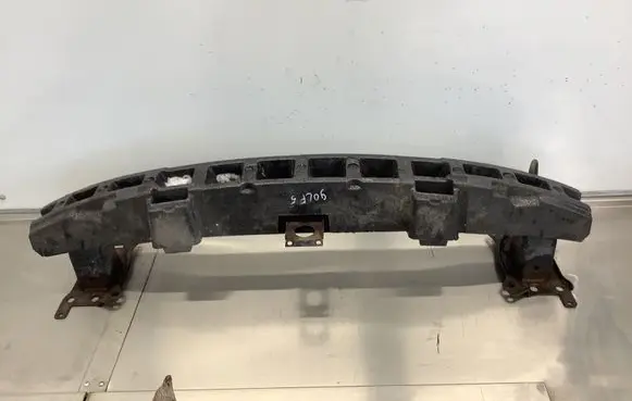 Volkswagen Golf V Front bumper cross member 