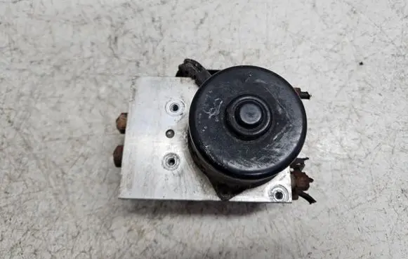 Chrysler Voyager ABS Pump 04686704AB 04686704ABA 25094602383