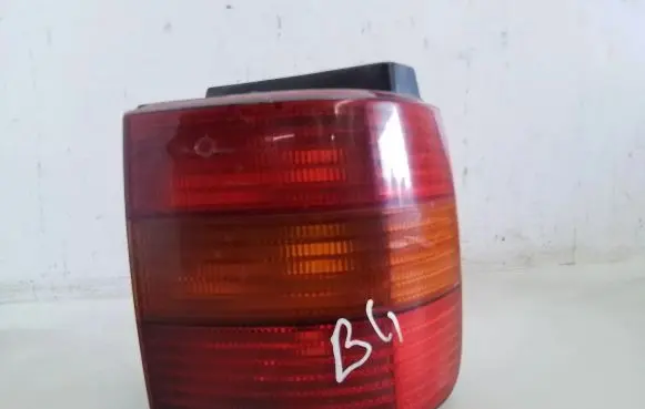 Volkswagen PASSAT B4 Rear/tail lights