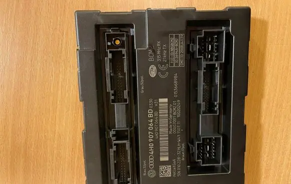 Audi A8 S8 D4 4H Comfort/convenience module 4H0907064BD