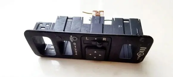 Mitsubishi Space Star Wing mirror switch MR740G08
