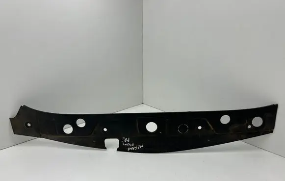 Radiator trim