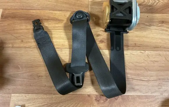 Opel Insignia A Front seatbelt 12848367 5032010
