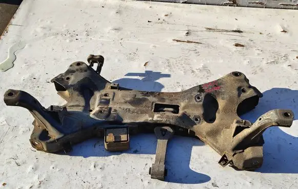 Hyundai ix35 Front axle beam 