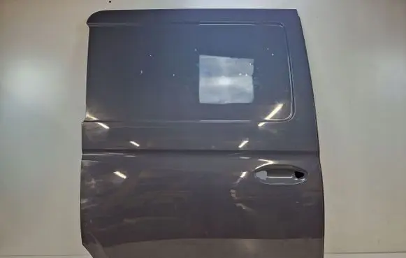 Volkswagen Caddy Front door 2K7843354