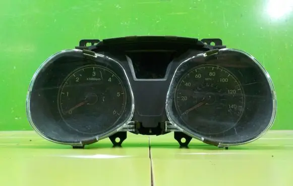 Hyundai ix20 Speedometer (instrument cluster) 940011K090 XP157