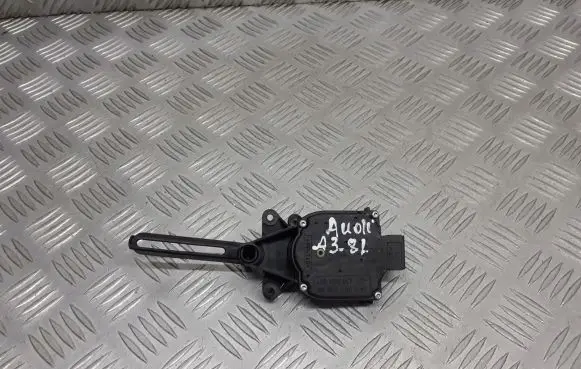 Audi A3 S3 8L Central body control module 1J0907511