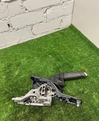 Ford Focus Handbrake/parking brake lever assembly AV612730CGW