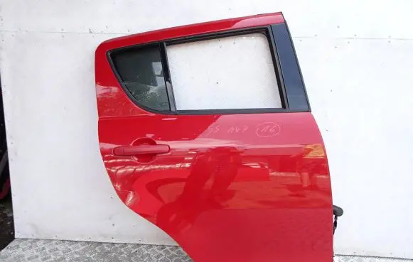 Suzuki Swift II Rear door