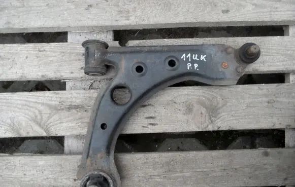 Lancia Delta Front lower control arm/wishbone 11E050610
