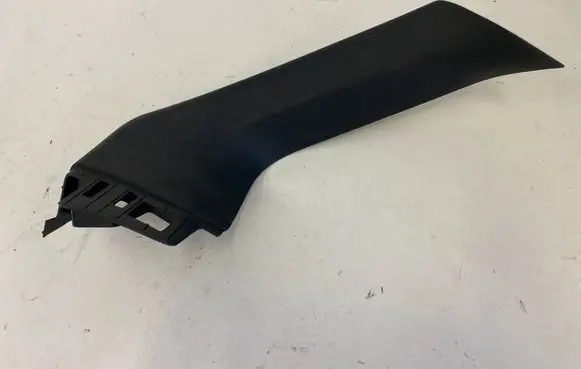 BMW X3 G01 Tailgate/trunk side cover trim 7403761