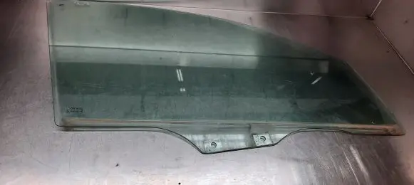 Mazda 2 Front door window glass four-door