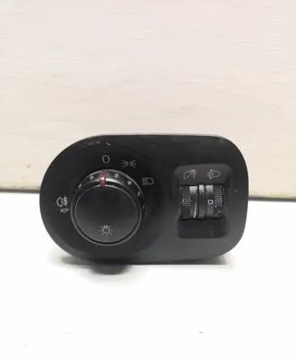 Seat Altea XL Light switch 5P1941431BR 04062501